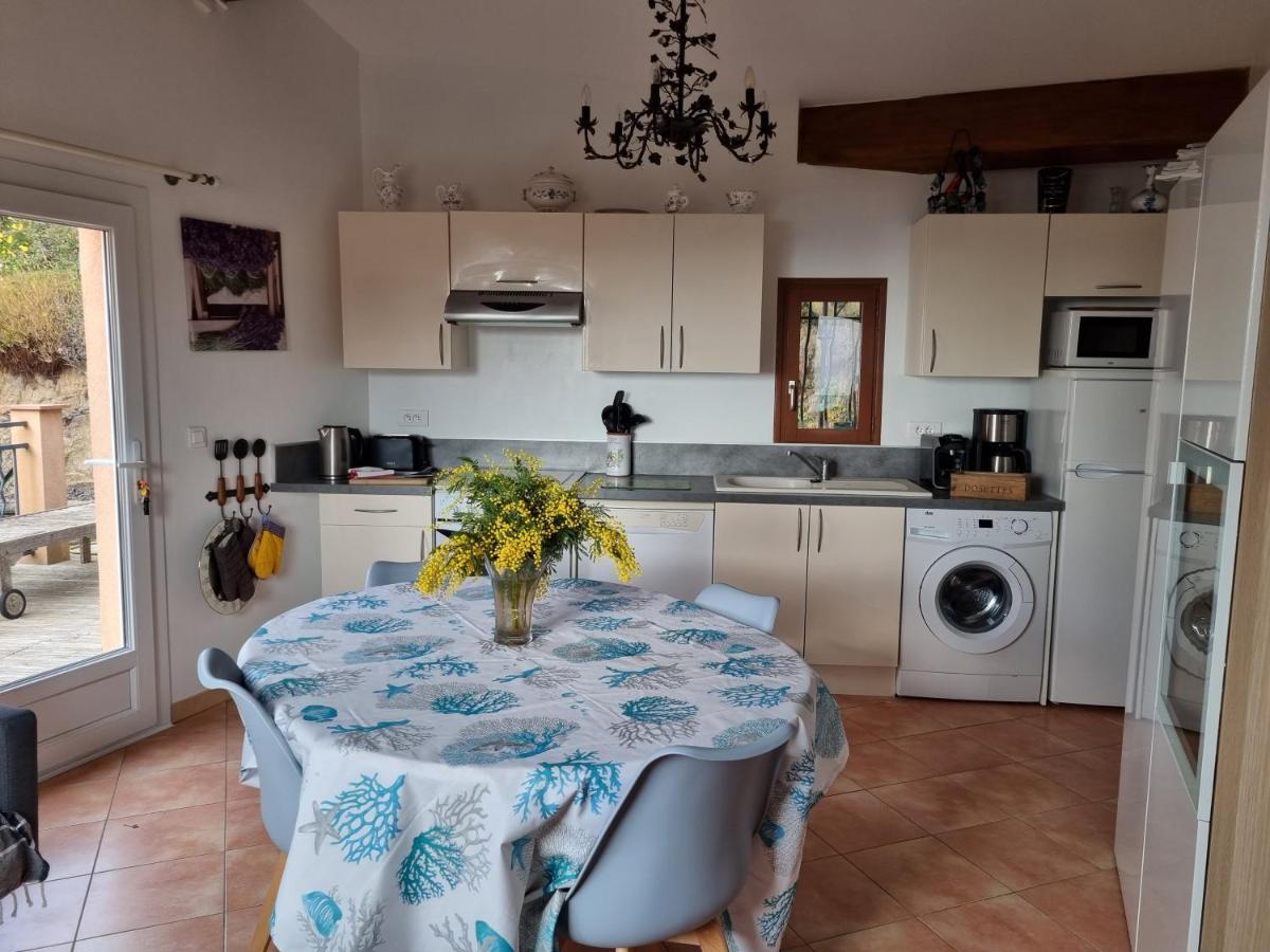 Coustelline Apartman Le Lavandou Kültér fotó